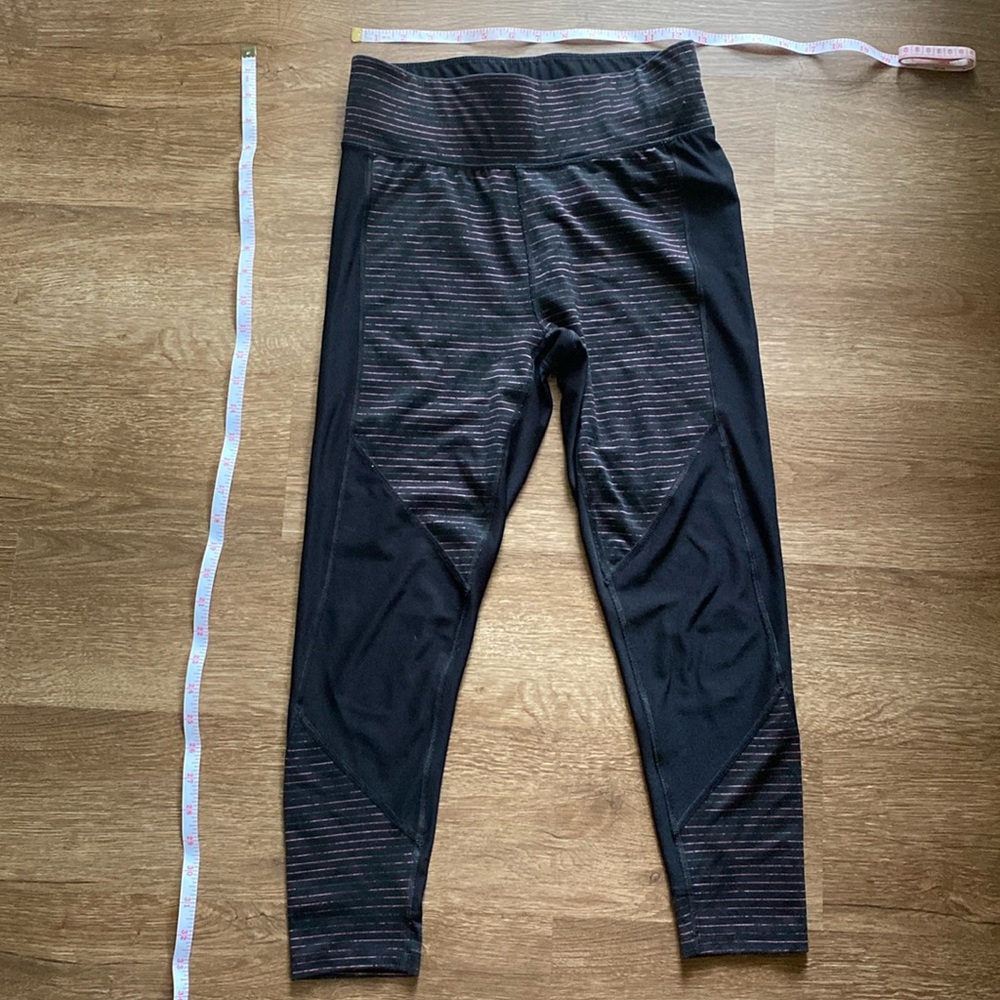Xpbx pro capri legging workout pink and black stripes